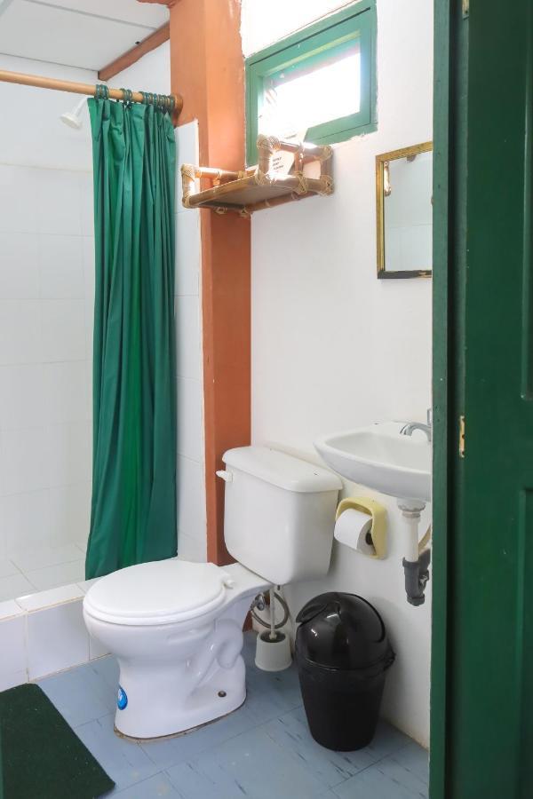 פורטו איורה Galapagos Chalet מראה חיצוני תמונה