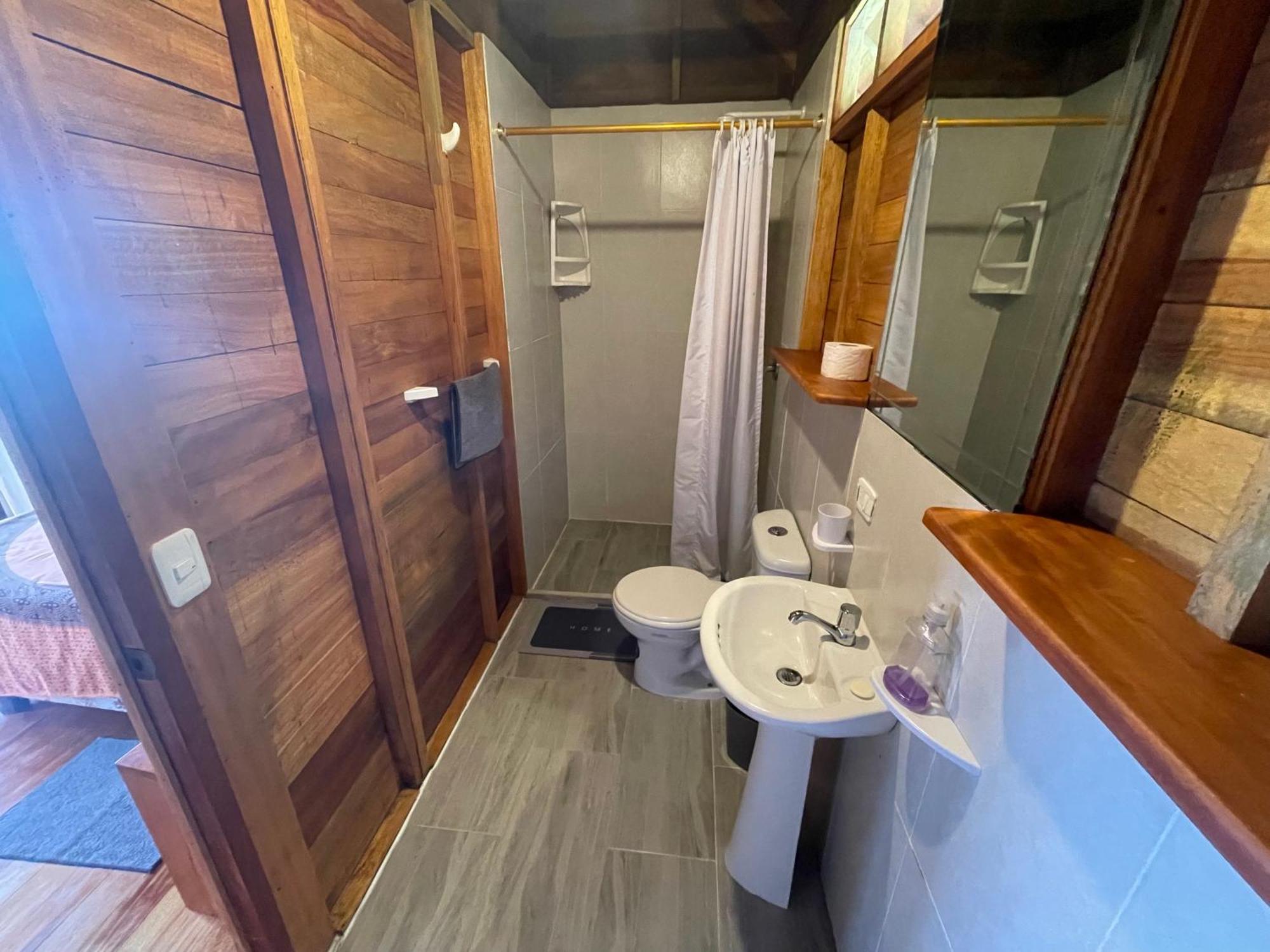 פורטו איורה Galapagos Chalet מראה חיצוני תמונה